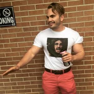 Meet your Posher, Alex